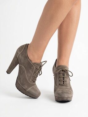 Vintage Y2K Bruno Magli Taupe Grey Suede Lace Up Oxford Heels - US 7 (37) NWT